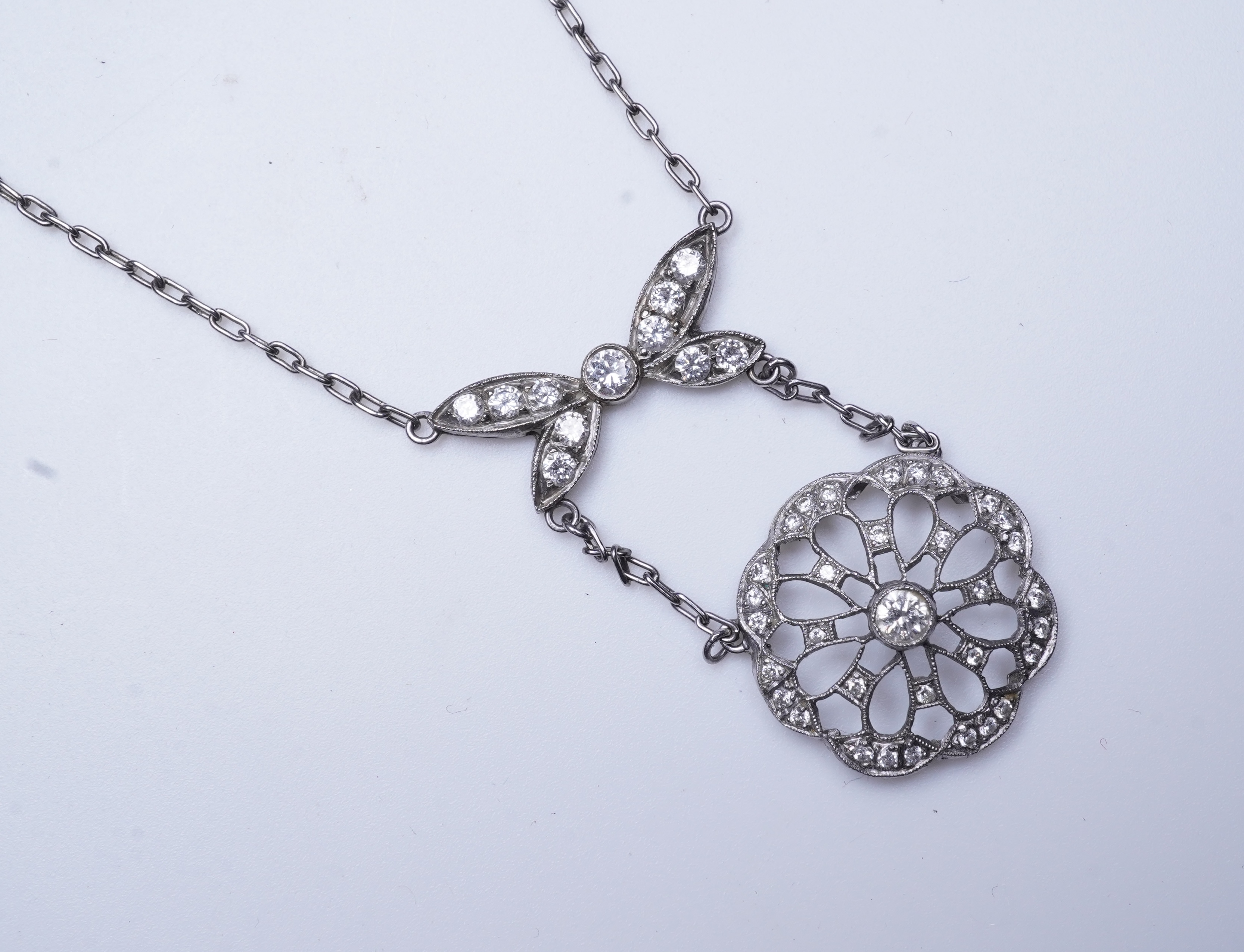A diamond pendant necklace